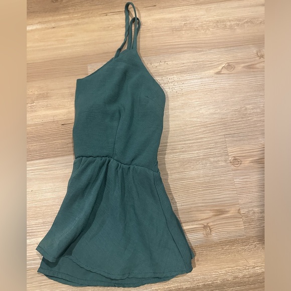 Spaghetti Strap Tank top - Picture 3 of 5